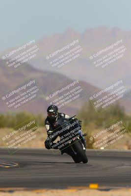 media/Nov-06-2023-Moto Forza (Mon) [[ce023d0744]]/3-Intermediate Group/Session 3 (Turn 5)/